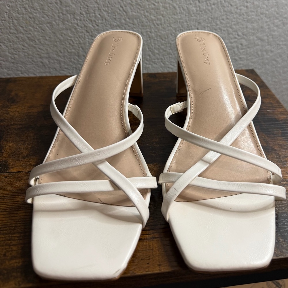 The Drop White Heels size 11